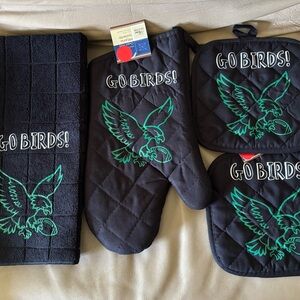 Philadelphia Eagles!! GO BIRDS! Kitchen Set.